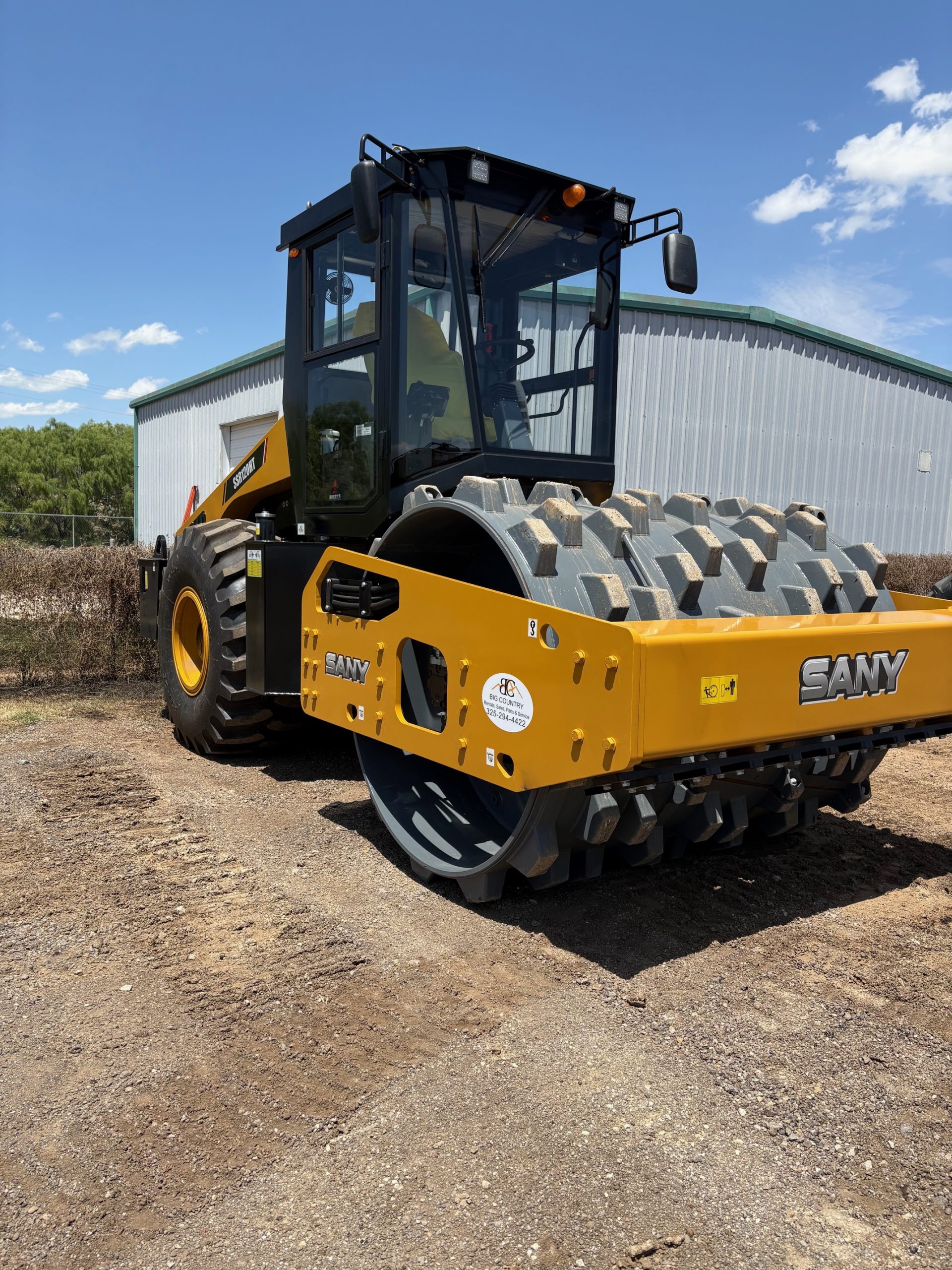 SSR120 HT 84" VIBRATORY ROLLER W/ CAB BCSA-2906-image