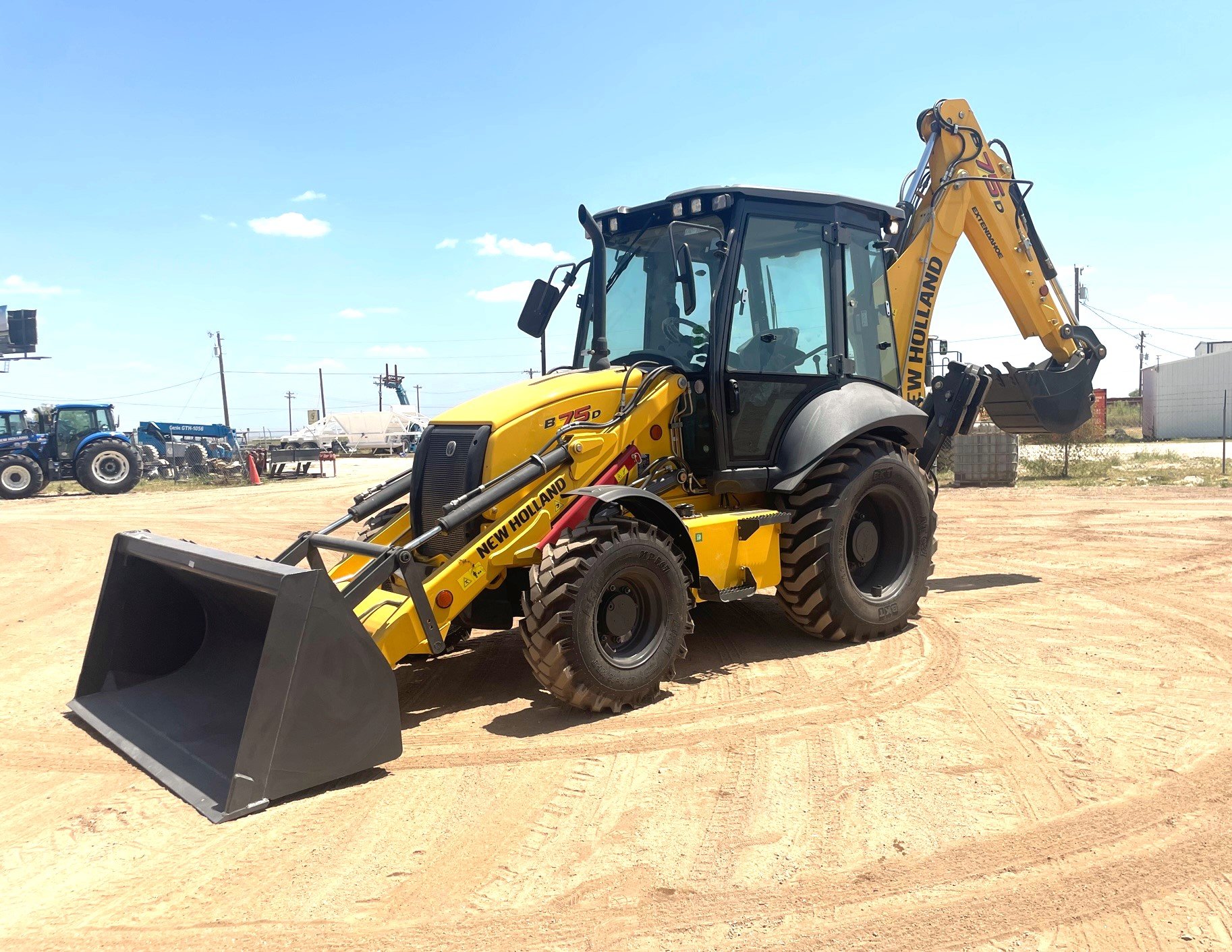 B75D 4WD EXTENDAHOE W/ CAB & WABBLE STICK-image