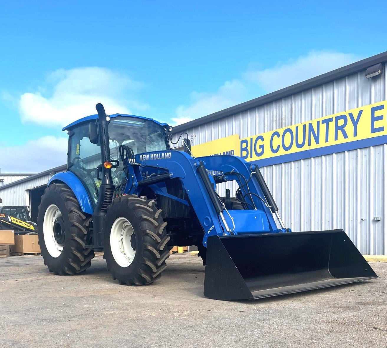 120HP TRACTOR W/ CAB, LOADER & 4WD-image